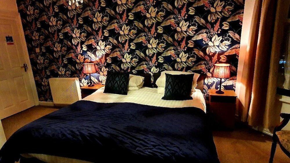 Фото Rivelyn Hotel