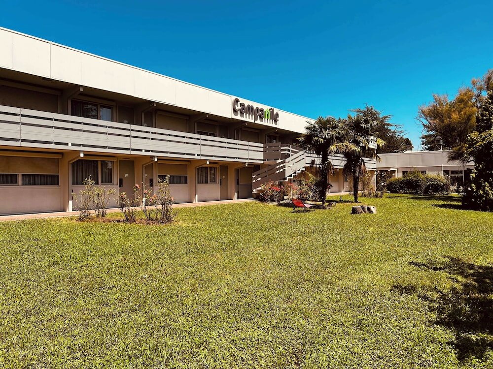 Фото Campanile Lyon Nord