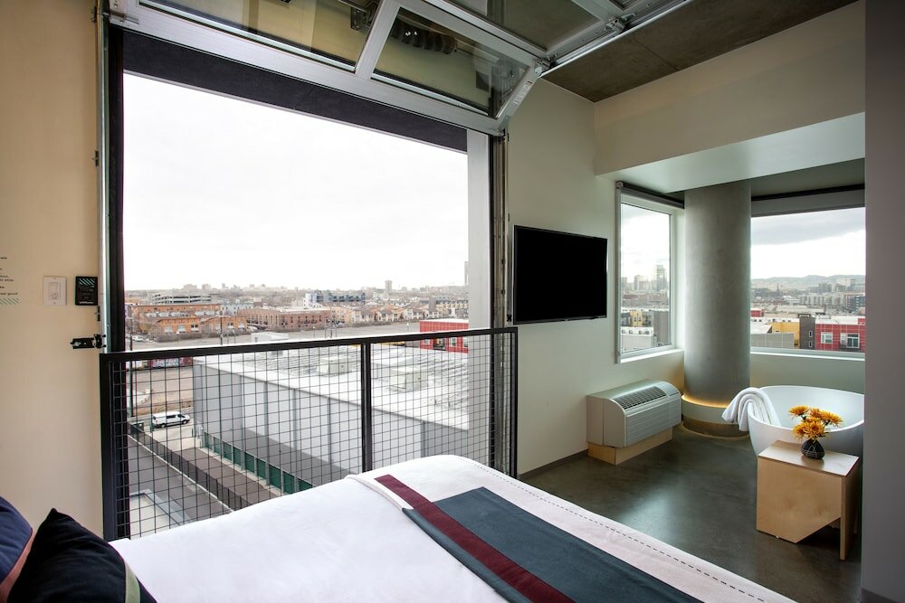 Фото The Source Hotel