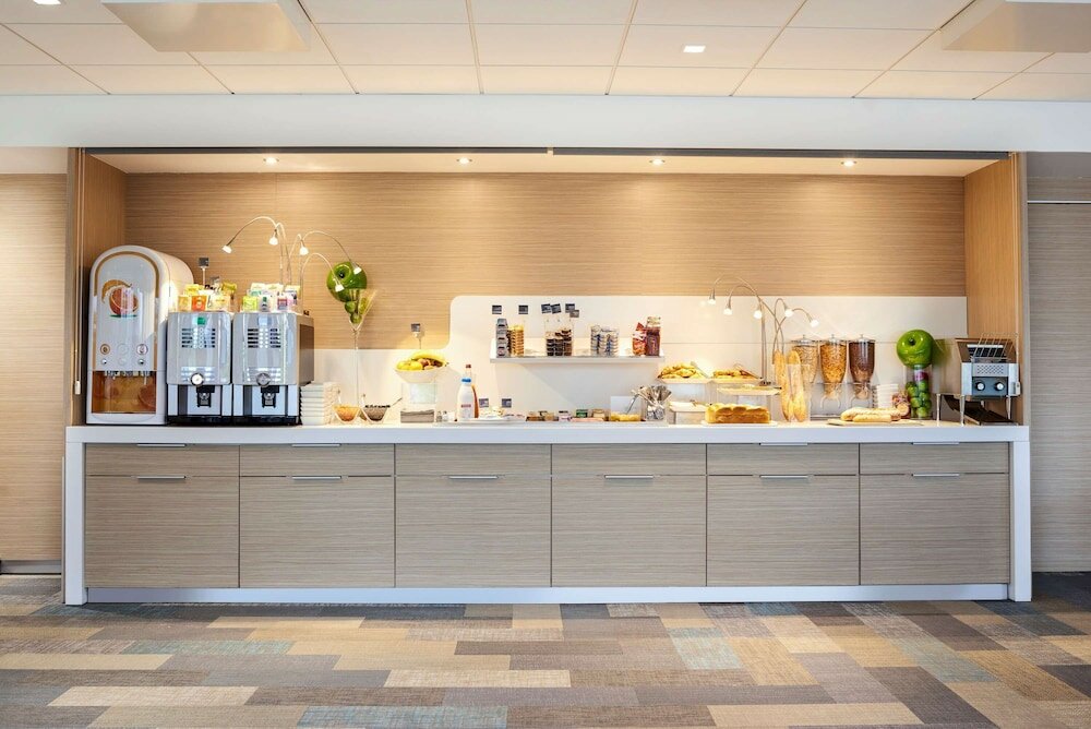 Фото Hotel Kyriad Le Mans Est