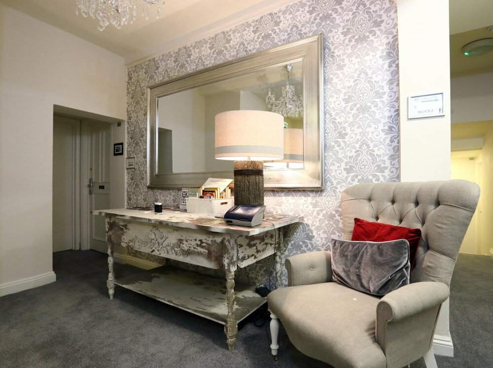 Фото The Loopy Shrew