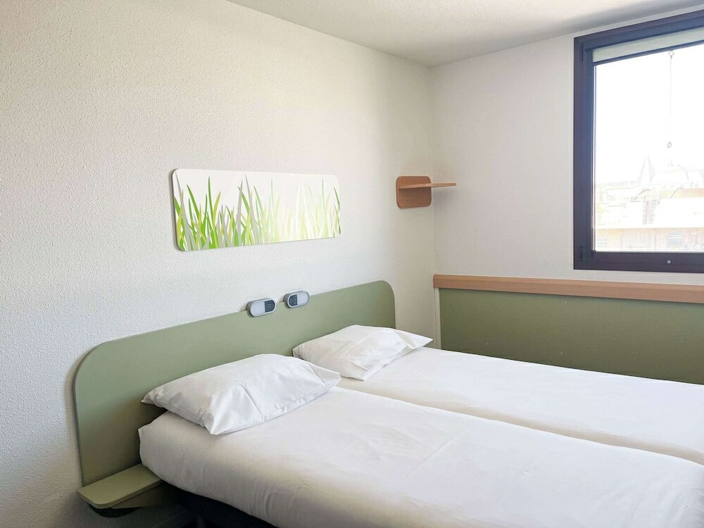 Фото Ibis Budget Nimes Centre Gare