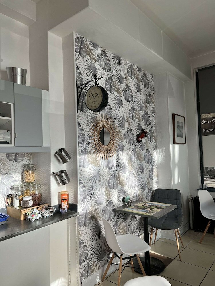 Фото Hôtel Vieille Tour Centre Rouen