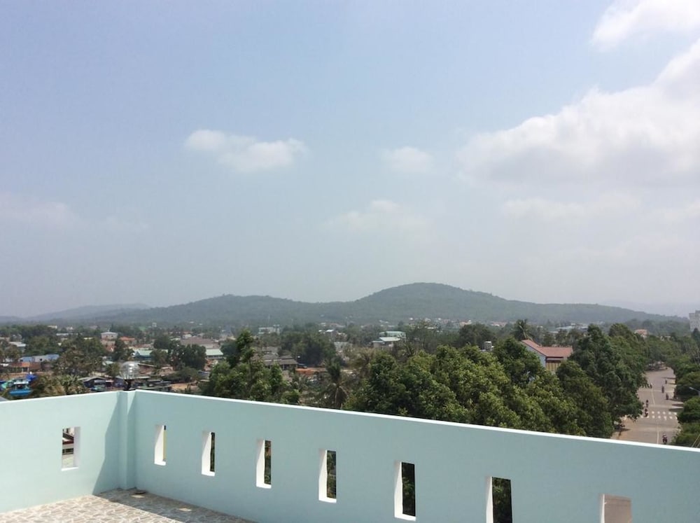 Фото Huy Hoang Hotel