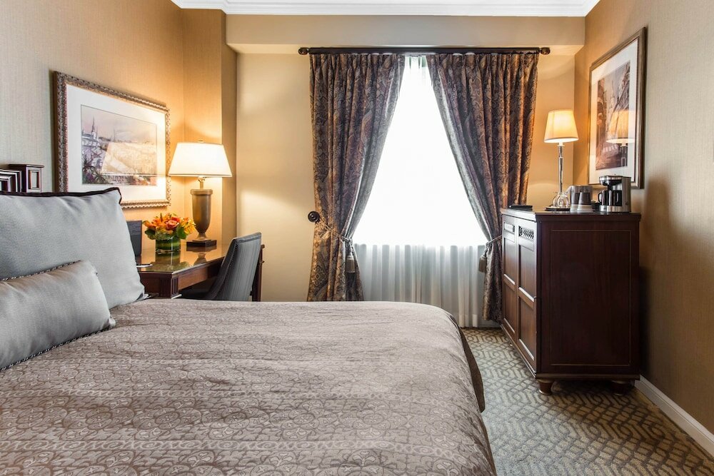 Фото Omni Royal Orleans Hotel