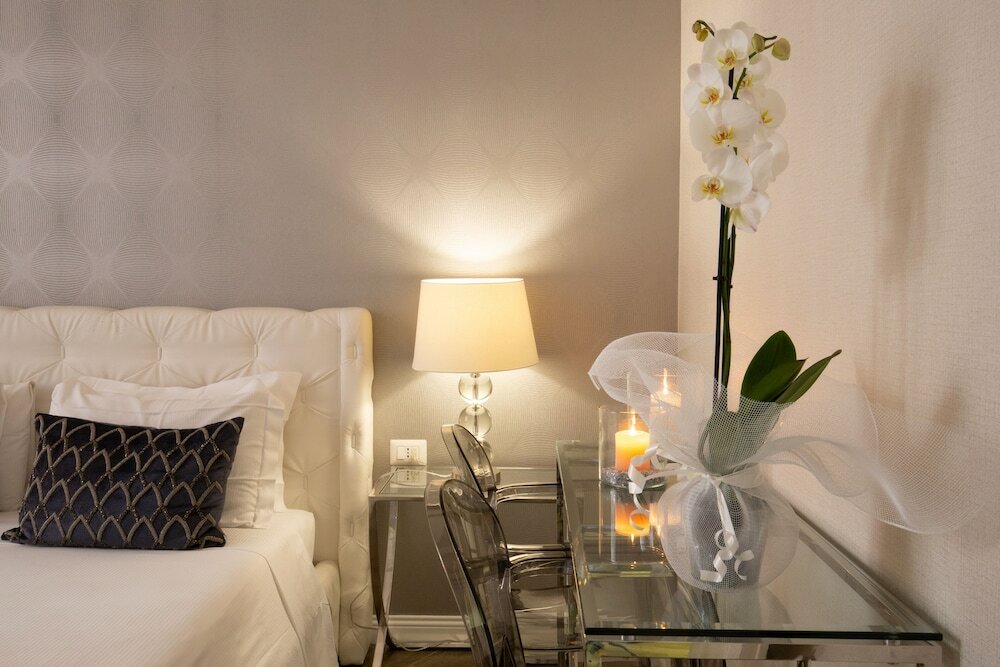 Фото Spagna Boutique Luxury Suites