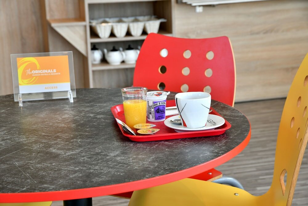 Фото The Originals Access, Hôtel Aurillac