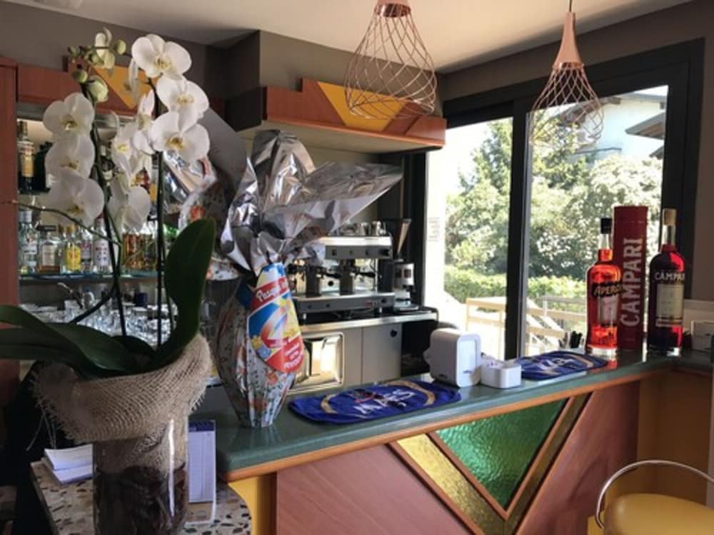 Фото Hotel Villa Rosa