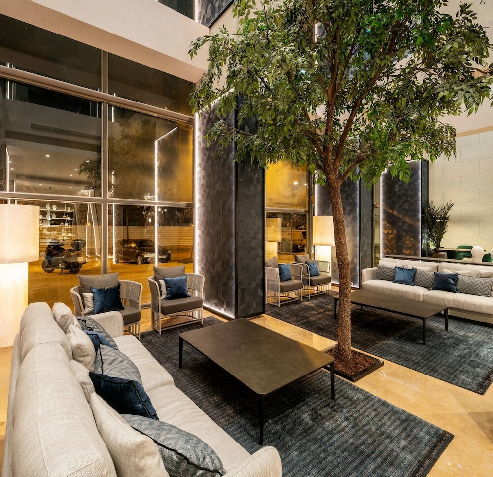 Фото Hotel Ilunion Valencia 4