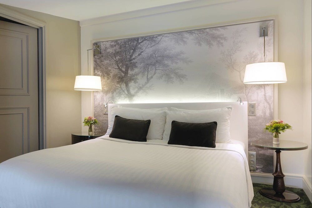 Фото Renaissance Paris Nobel Tour Eiffel Hotel