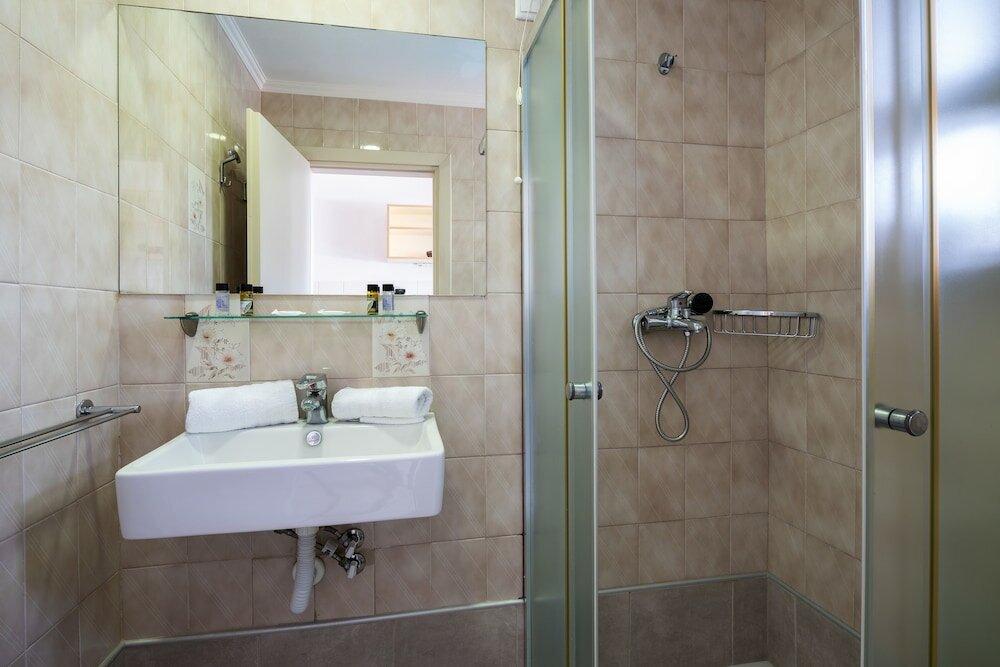 Фото Апарт-отель Terinikos