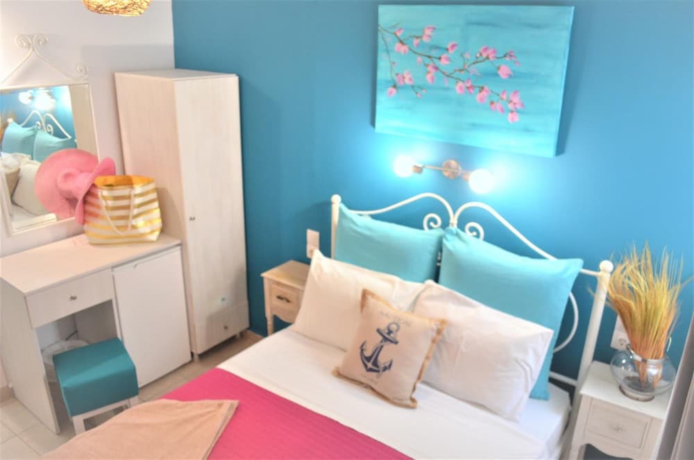 Фото Kastro Hotel