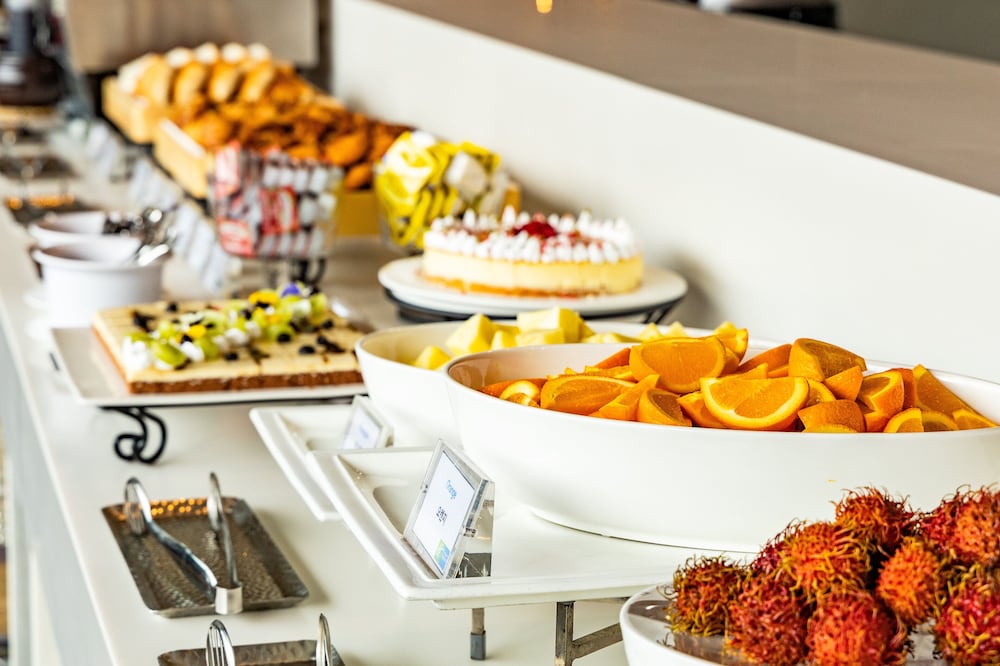 Фото Holiday Inn Express Seoul Hongdae