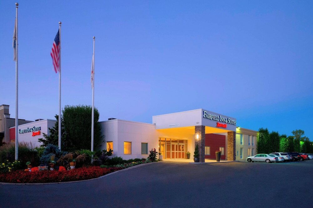 Фото Fairfield Inn & Suites by Marriott Paramus
