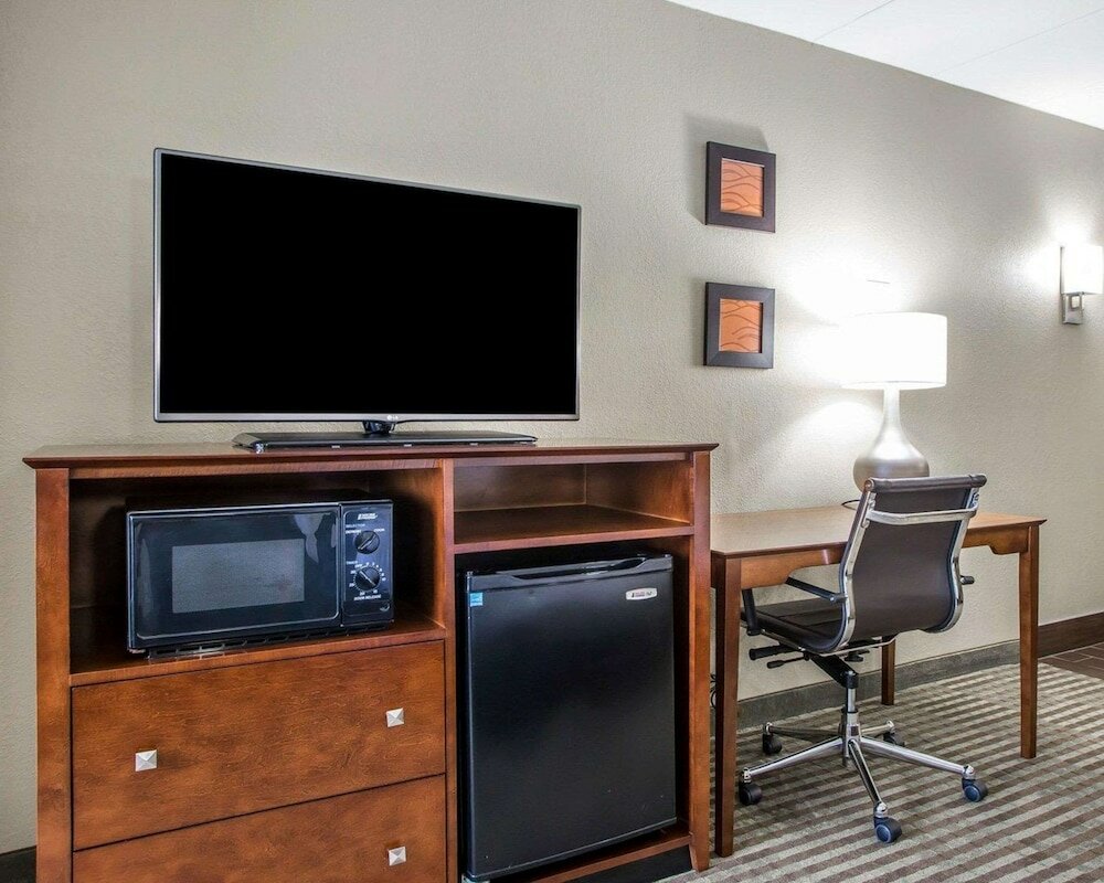 Фото Comfort Inn Hammond I-94