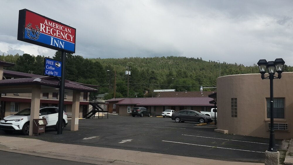 Фото American Regency Inn