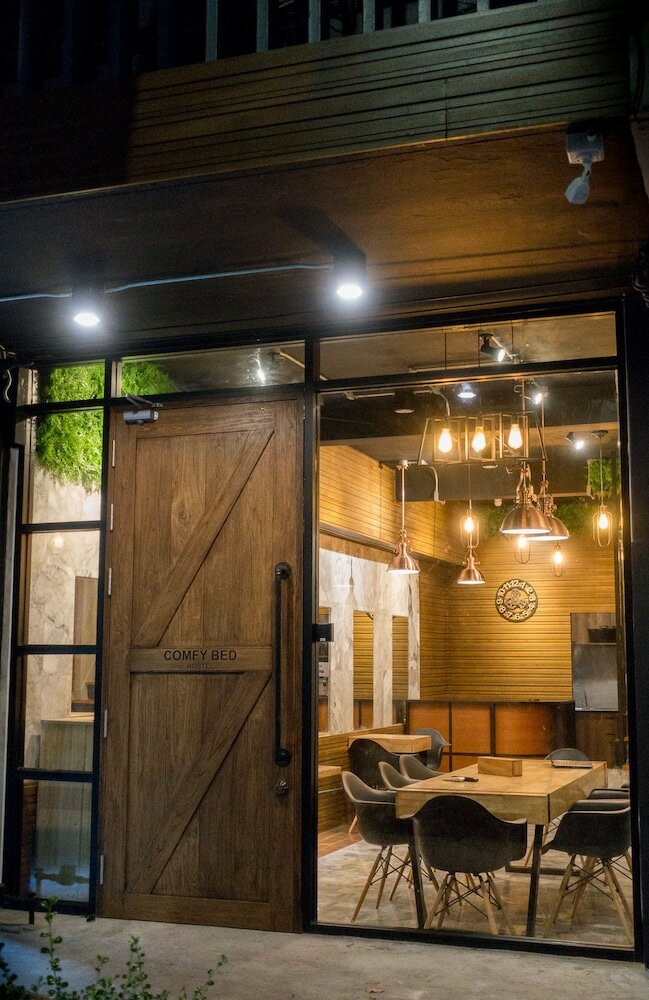 Фото Comfy Bed Hostel - Adults Only