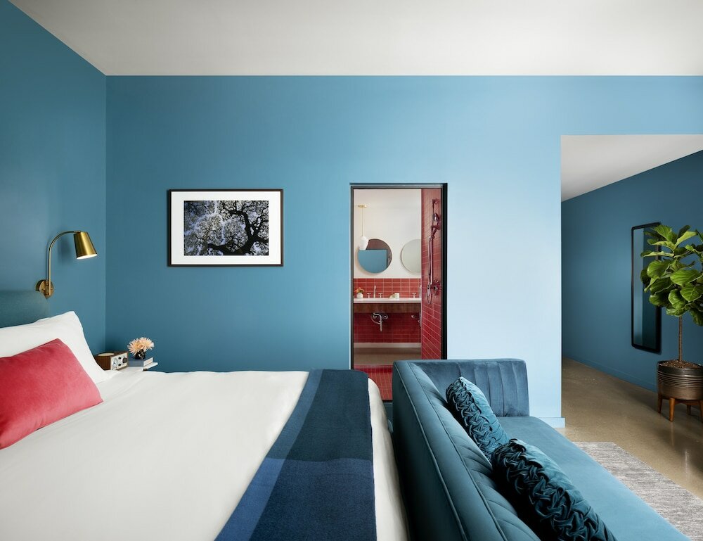 Фото The Ruby Hotel