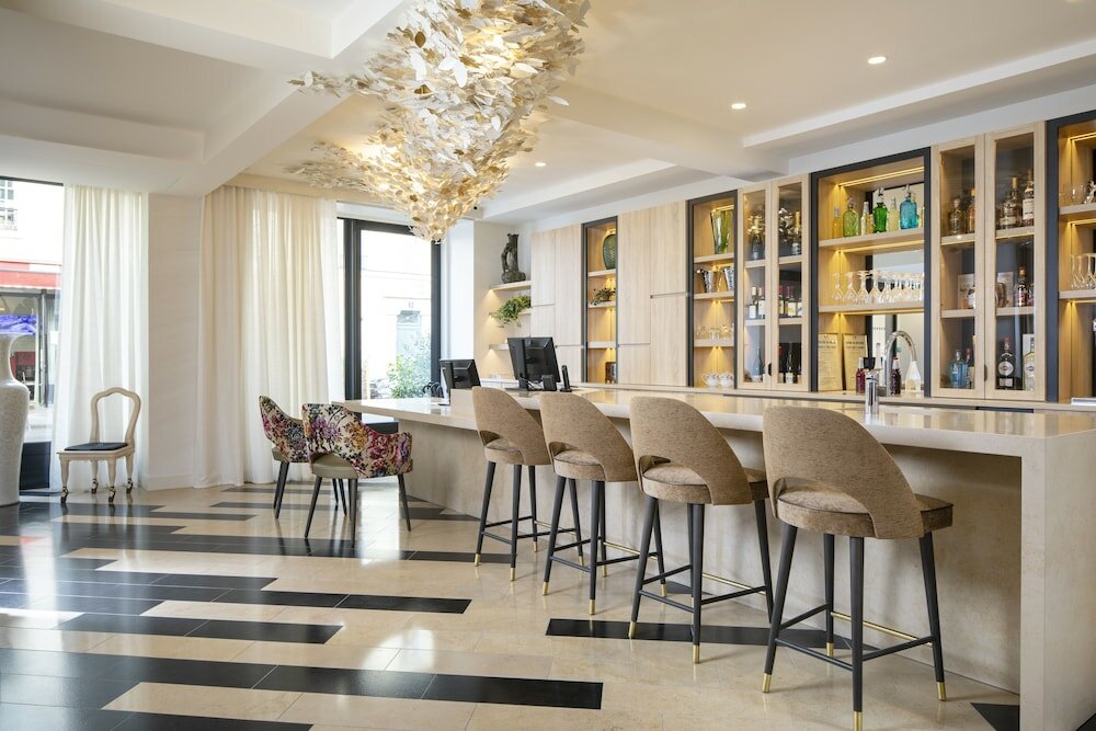 Фото Hotel Des Champs Elysees