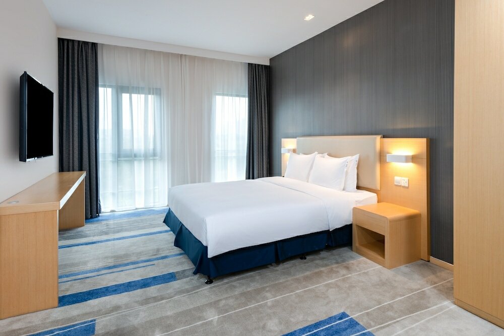 Фото Holiday Inn Express Shanghai Pujiang