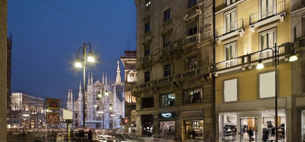 Фото отеля 1