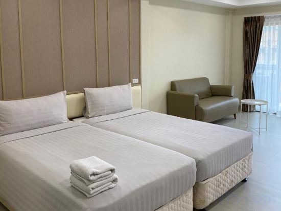 Фото The Shade Residence