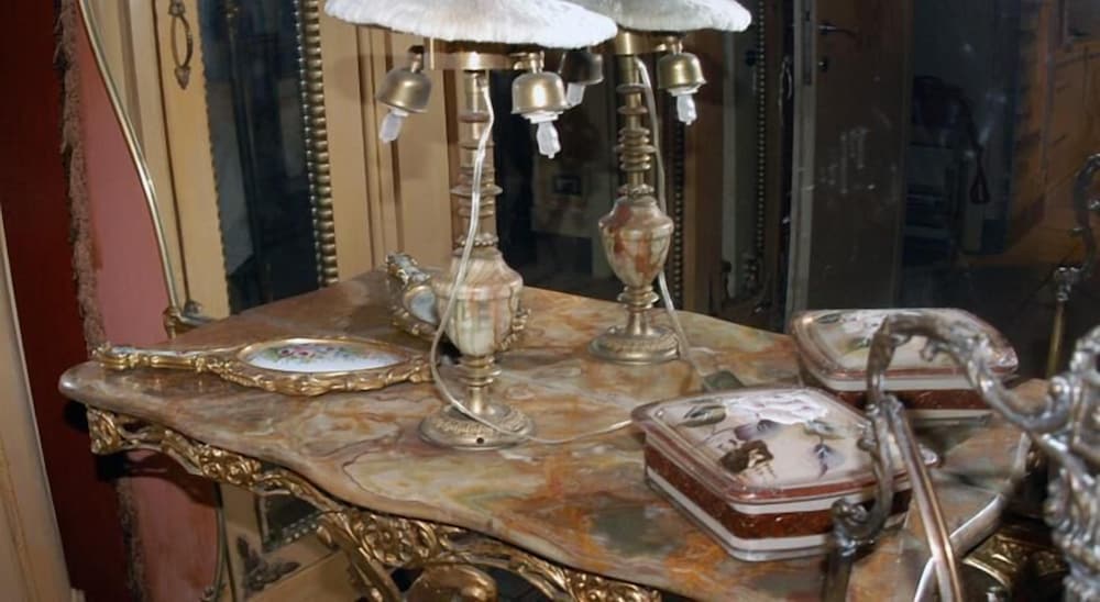 Фото Hospitales del Pellegrino Trastevere