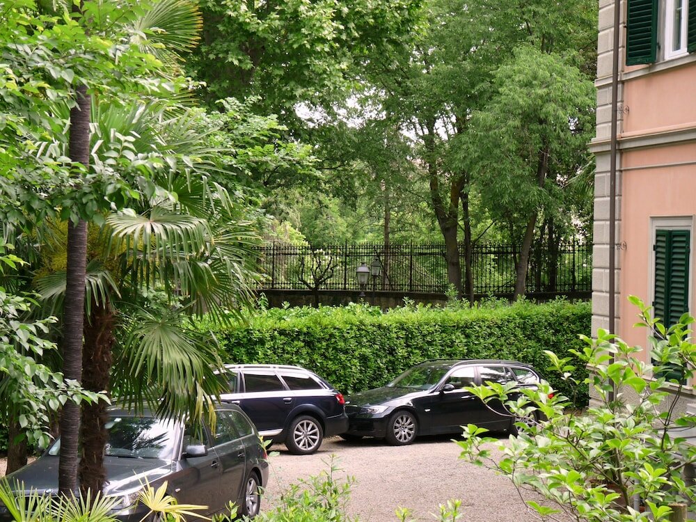 Фото Classic Hotel