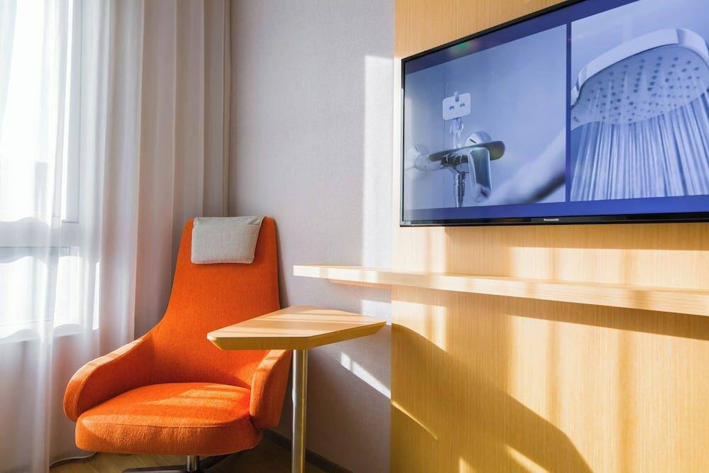 Фото Holiday Inn Express Taichung Fengchia, an Ihg Hotel