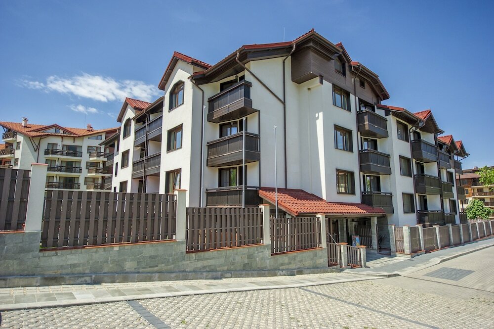 Фото 7 Pools SPA & Apartments