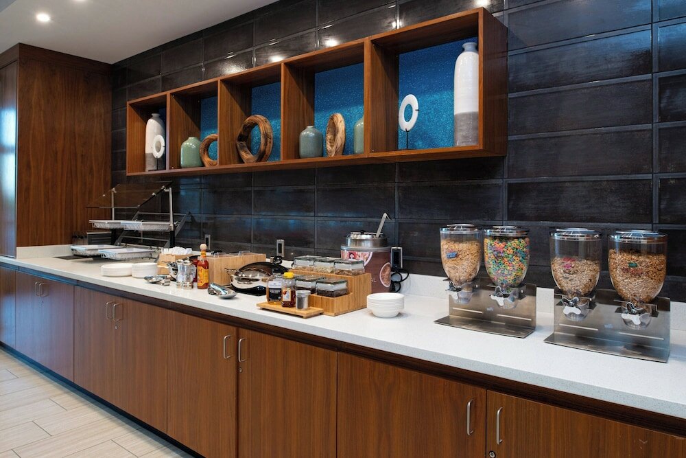 Фото Springhill Suites Kansas City Northeast