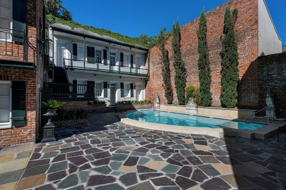 Фото Chateau Hotel