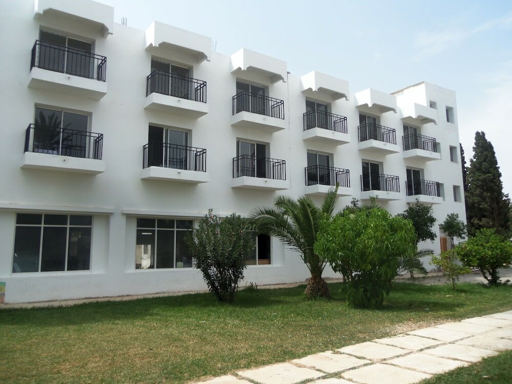 Фото отеля 2