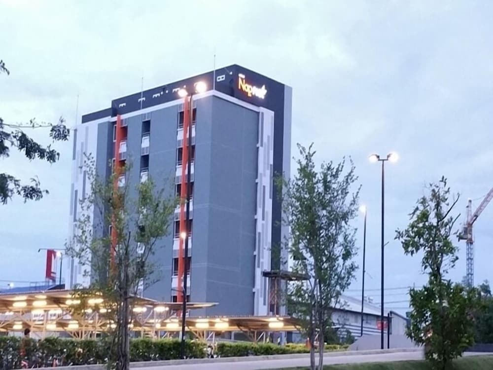 Фото отеля 2