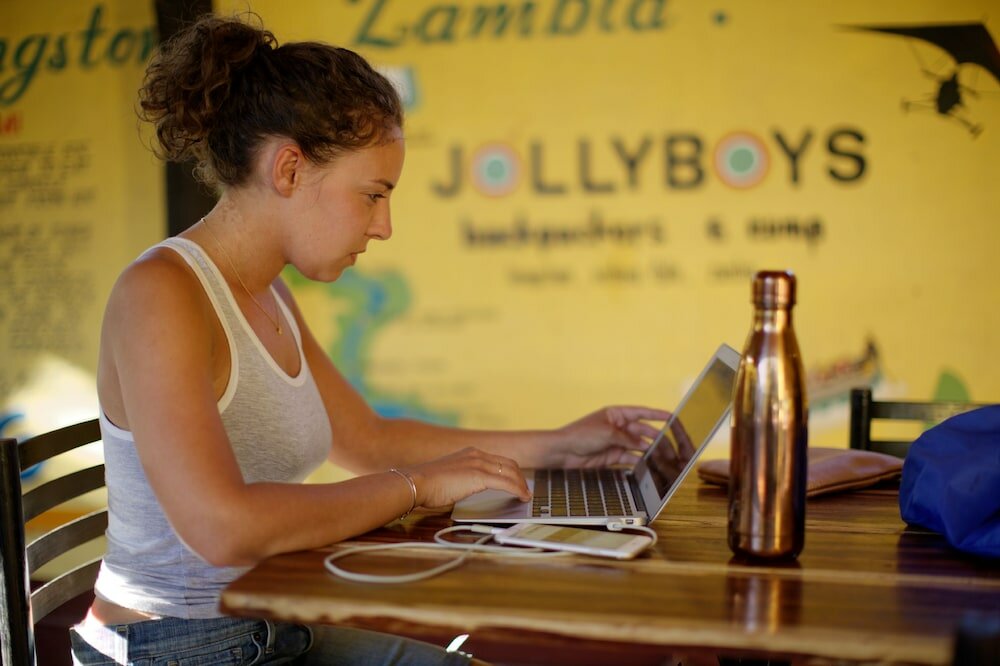 Фото Jollyboys Backpackers