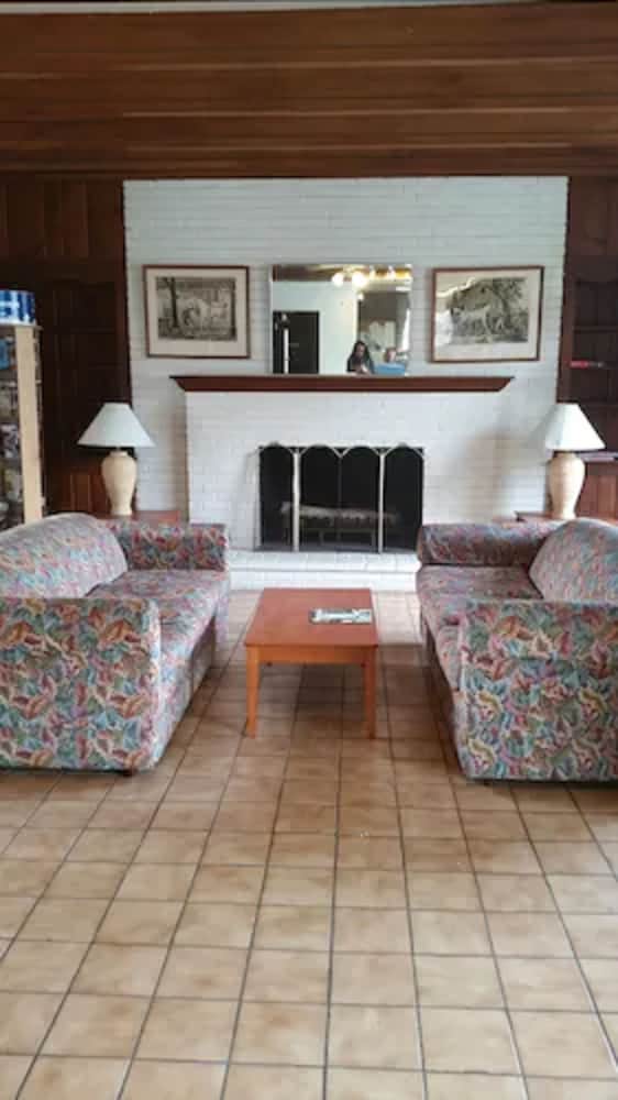 Фото The Virginia Lodge