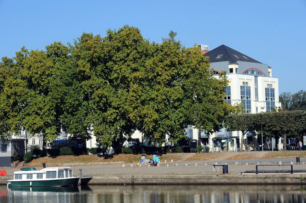 Фото Mercure Nantes Centre Gare