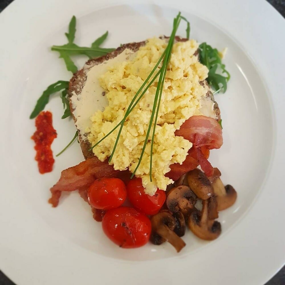 Фото Burkleigh House