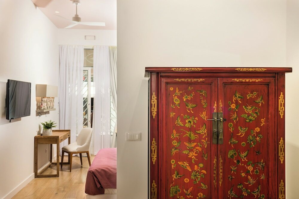 Фото Aisha Petite Suites