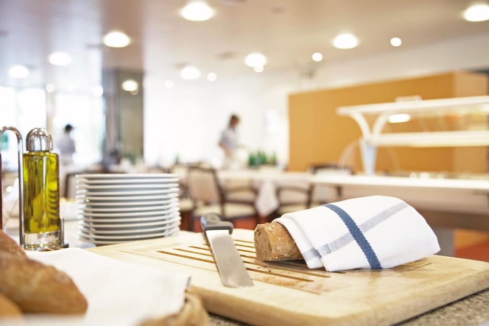 Фото Hotel am Spisertor & Kursana Senioren Residenz