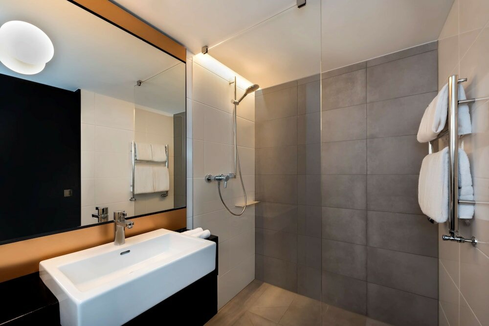 Фото Adina Apartment Hotel Leipzig