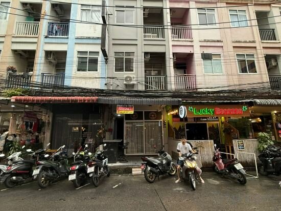 Hotel Patong Bay Guesthouse, Phuket Province, photo