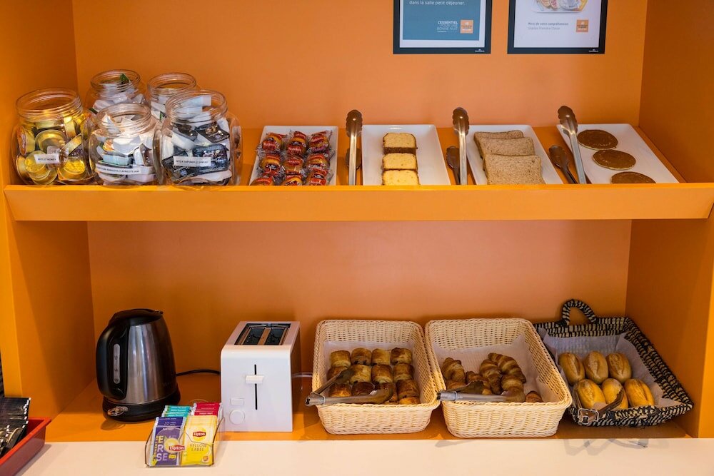 Фото Premiere Classe Cherbourg - Tourlaville