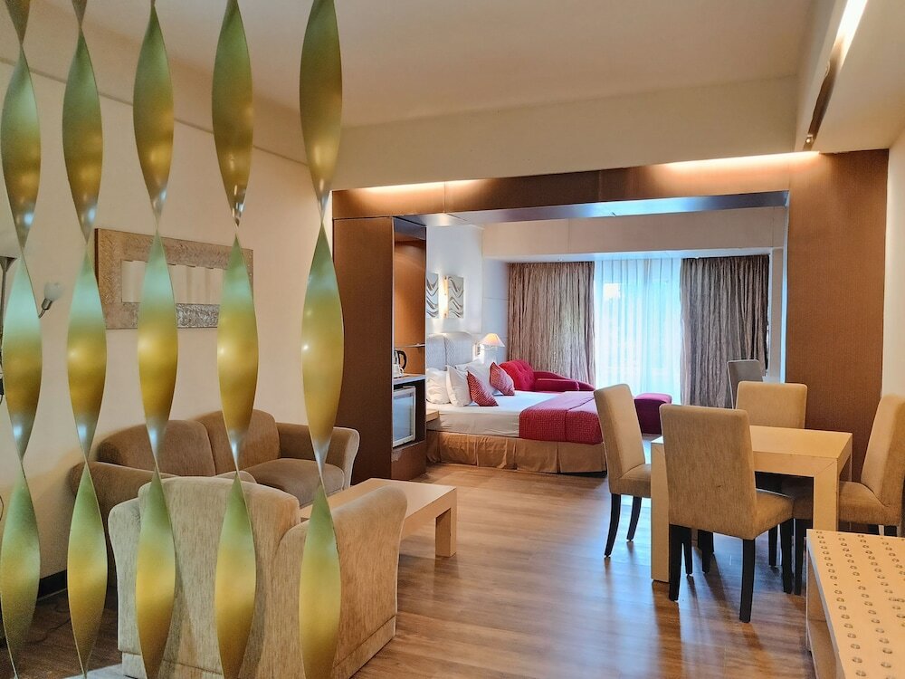 Фото Tychi Hotel