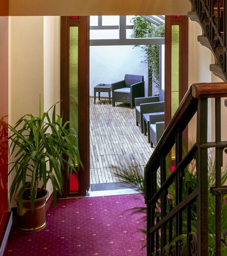 Внешний вид отеля Lancaster Hotel в Милане, фото 5