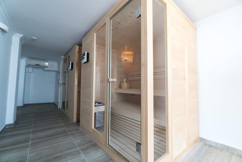 Фото Corfu Maris Hotel