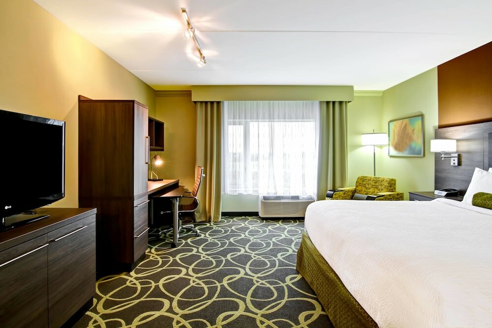 Фото TownePlace Suites by Marriott Kincardine