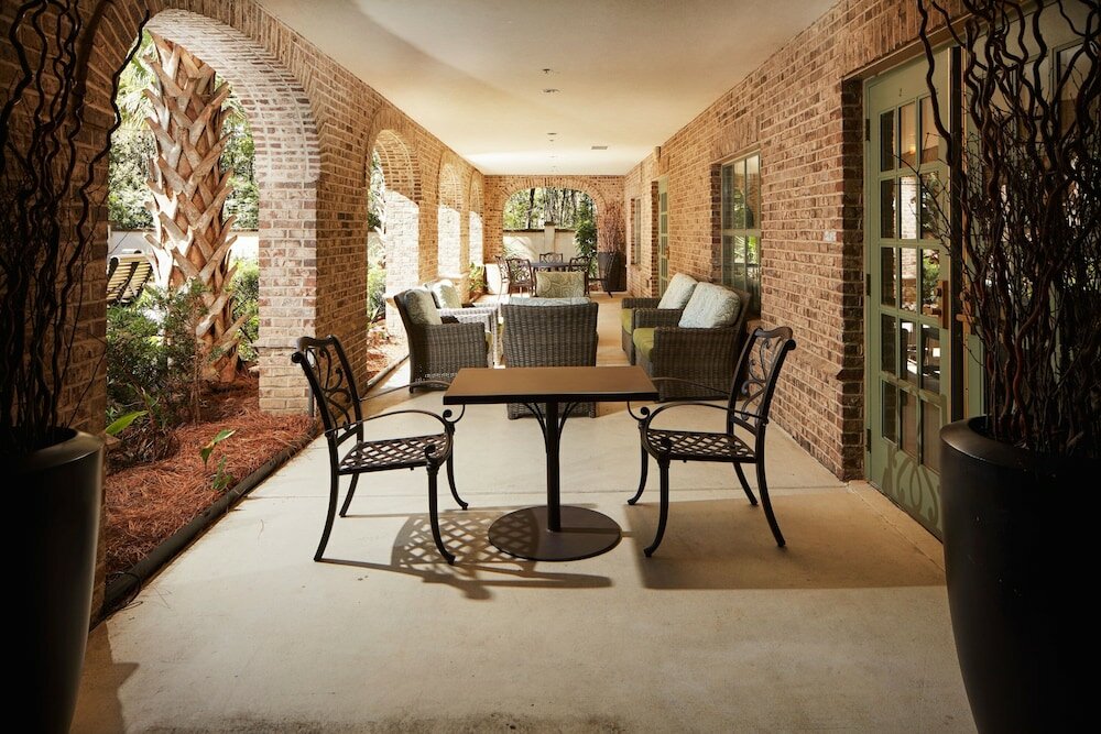 Фото Courtyard by Marriott Charleston Mount Pleasant