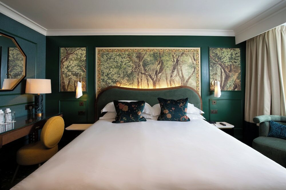 Фото The Capital Hotel Apartments & Townhouse