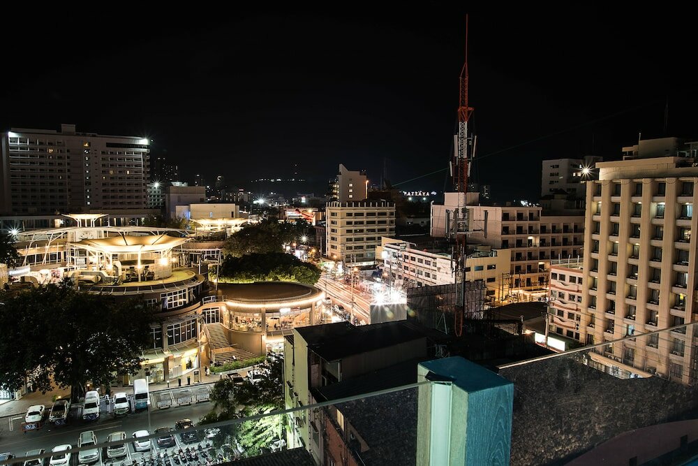 Фото Intimate Hotel Pattaya